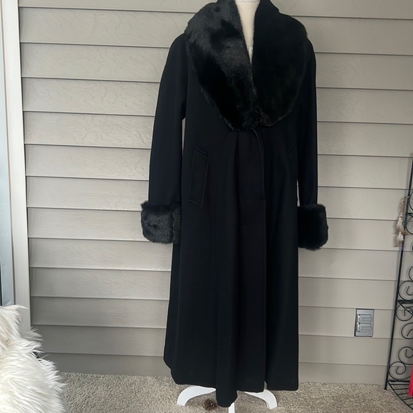 Vintage Long wool  oversized winter coat - Picture 8 of 12